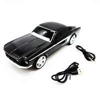  1967-es Ford Mustang fastback formájú Bluetooth hangszóró, lejátszó