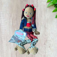 Egyéb Rongybaba-matricával