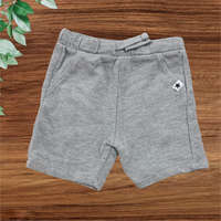 F&F V. szürke rövidnadrág