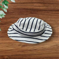 F&F Csíkos kalap 0-3 hó