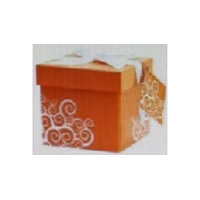  Ajándékdoboz narancs/fehér Gift Box 22x22x22 cm UTOLSÓ DARAB