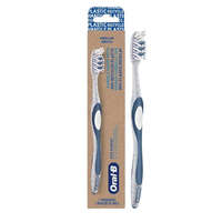 Procter & Gamble GmbH, 65823 Schwalbach/Ts., Germany, www.pg.com Oral-B Pro Expert Extra Clean fogkefe - medium