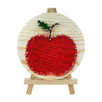 Számfestő Piros alma - fonalgrafika készlet (String Art Kit, 11x11cm)
