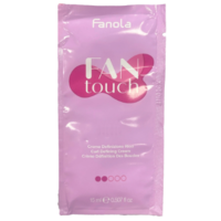 FANOLA FAN Touch Wanna Straight Anti-Frizz hatású simitókrém 15 ml