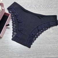 Turbó Turbó combkörbe csipkés, csípő fazonú női alsó M, Fekete