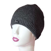 Vastag -bélelt FÉRFI sapka Szürke