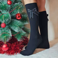 Aura Via Női bordázott masnis térdzokni 35-38, Fekete