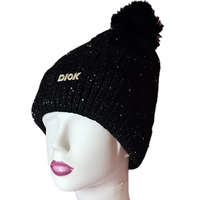 Női kötött polár béléses sapka apró flitterekkel Fekete