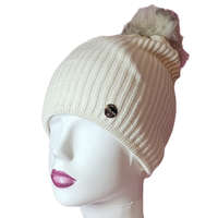 Női kötött sapka anyagában hosszában mintás Ecru